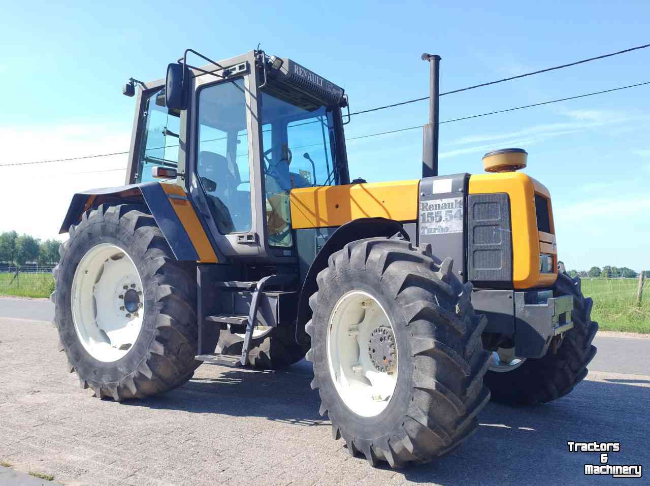 Tracteur Renault 155-54TX