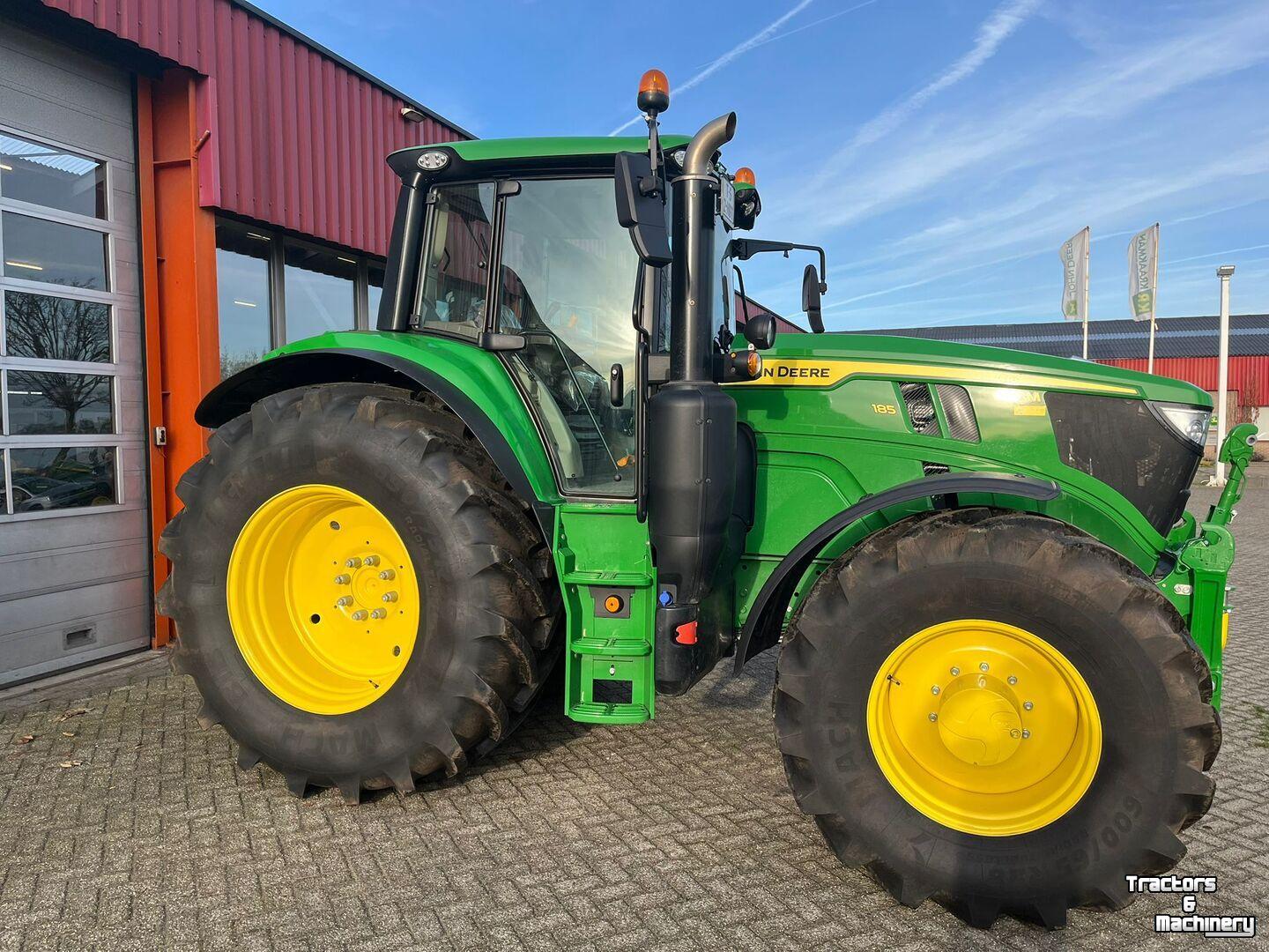 Tracteur John Deere 6M 185