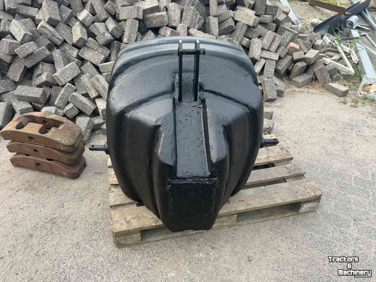Poids frontaux  800