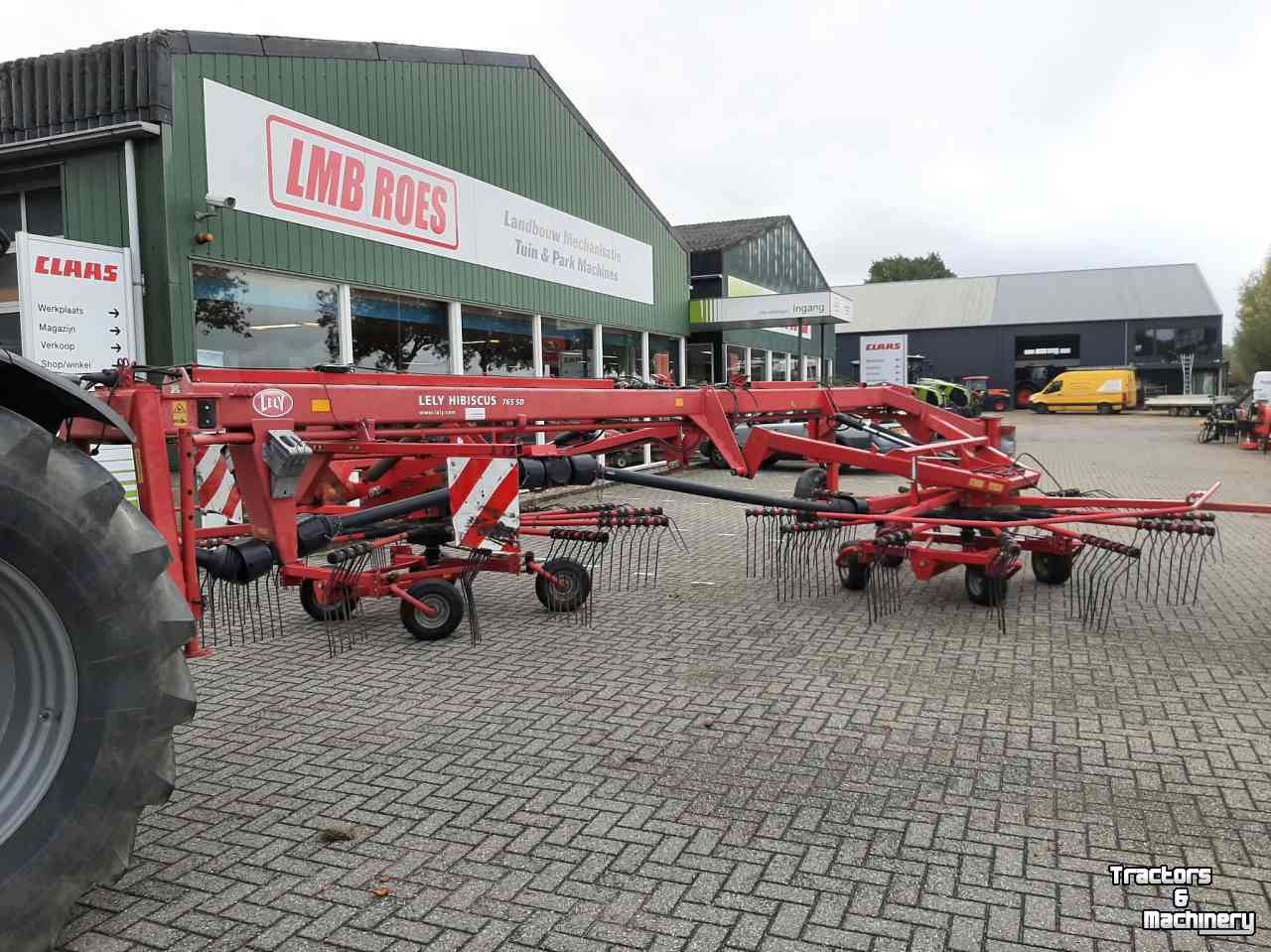 Andaineur Lely Hibiscus 765 SD zij afleg hark