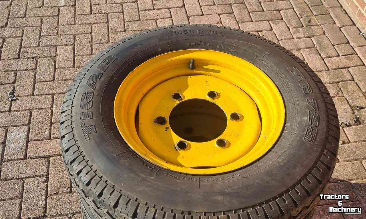 Roues, Pneus, Jantes, Barillets Jumelage  4 banden met velg 6.50 R15 wielen