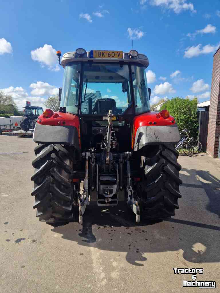 Tracteur Massey Ferguson 5435