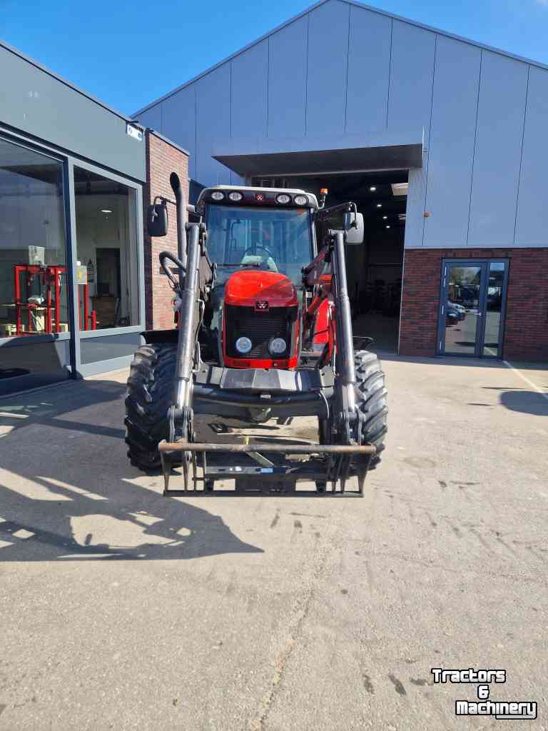 Tracteur Massey Ferguson 5435