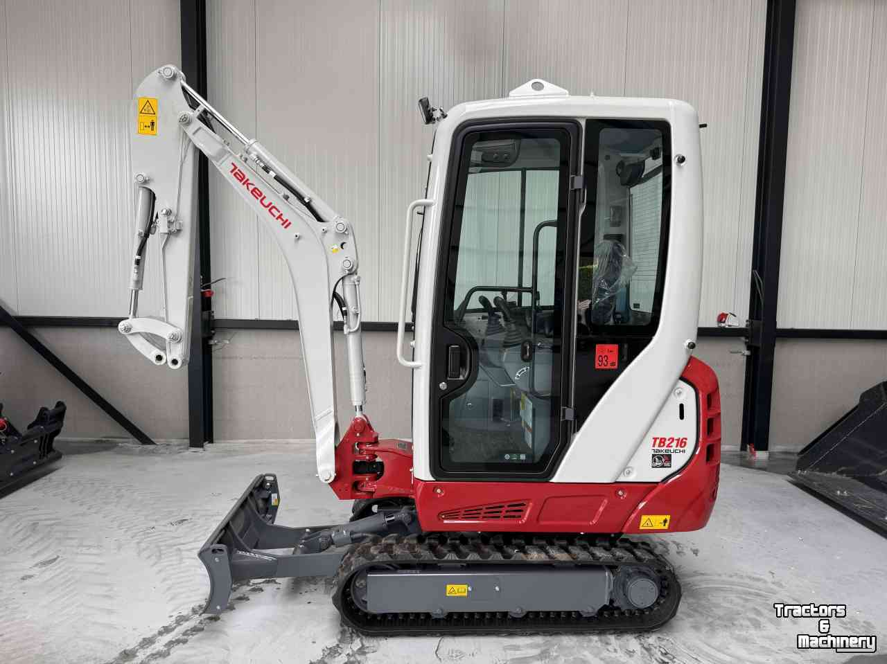 Mini pelleteuse Takeuchi TB216