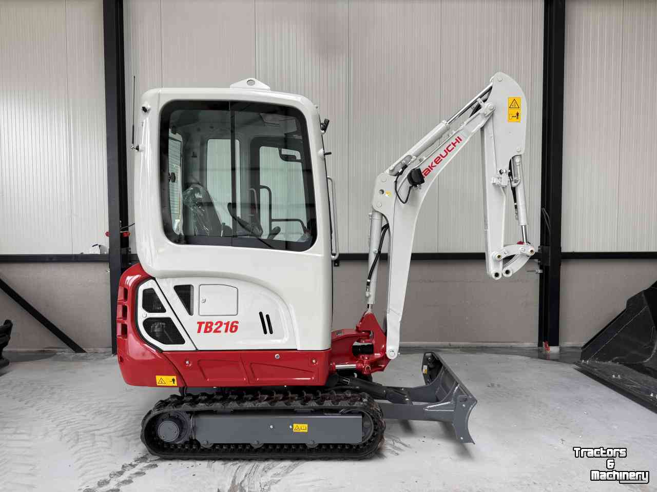 Mini pelleteuse Takeuchi TB216