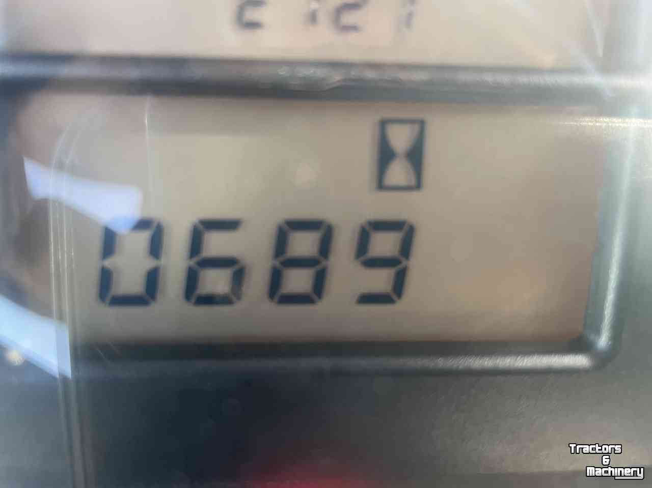 Tracteur Massey Ferguson 8240 4X4