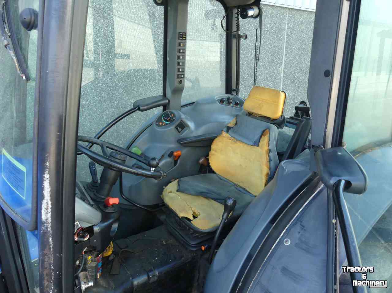 Tracteur pour horticulture New Holland TN90F