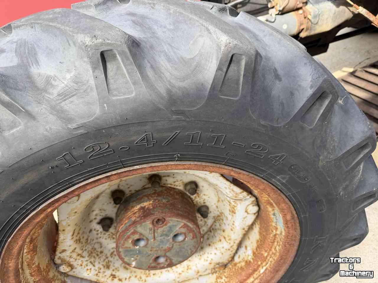 Roues, Pneus, Jantes, Barillets Jumelage Case-IH set banden 12.4-24 op velg