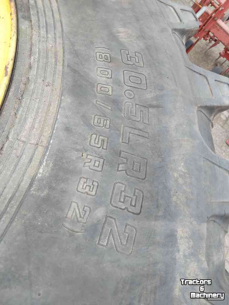Roues, Pneus, Jantes, Barillets Jumelage John Deere 800/65 R32 wielen  Grote ZF Steek