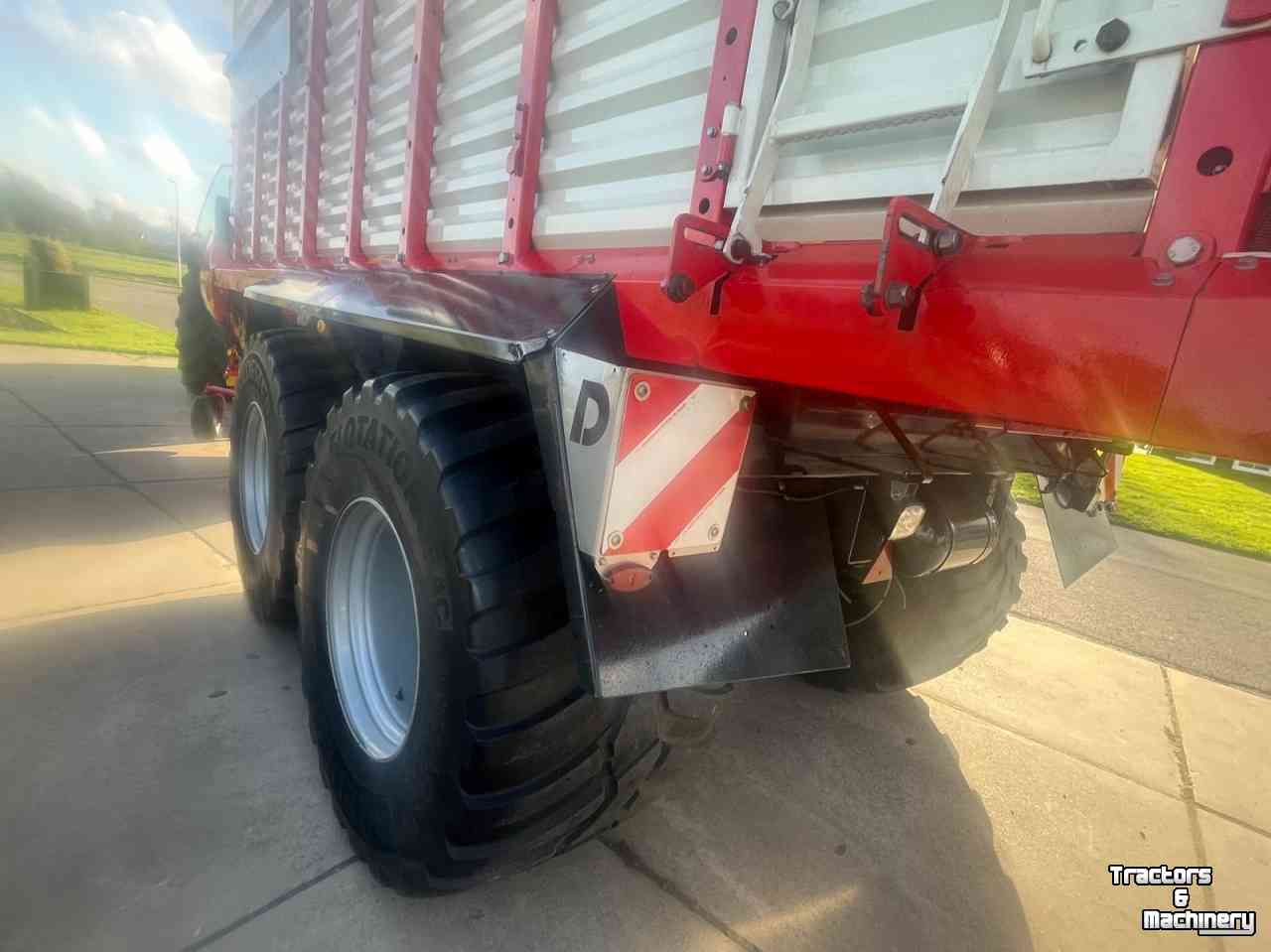 Autochargeuse Pottinger Torro 6510 L