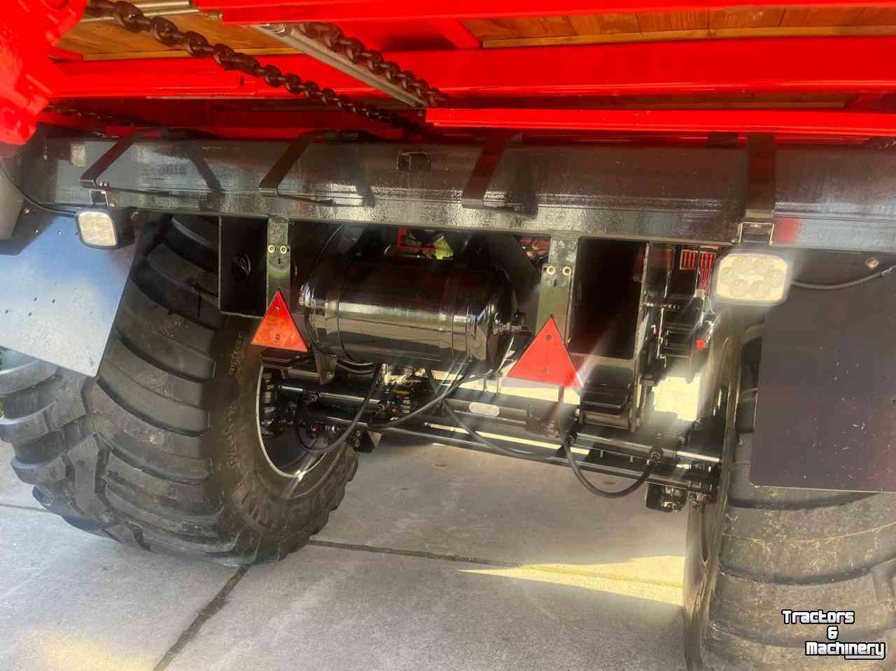Autochargeuse Pottinger Torro 6510 L