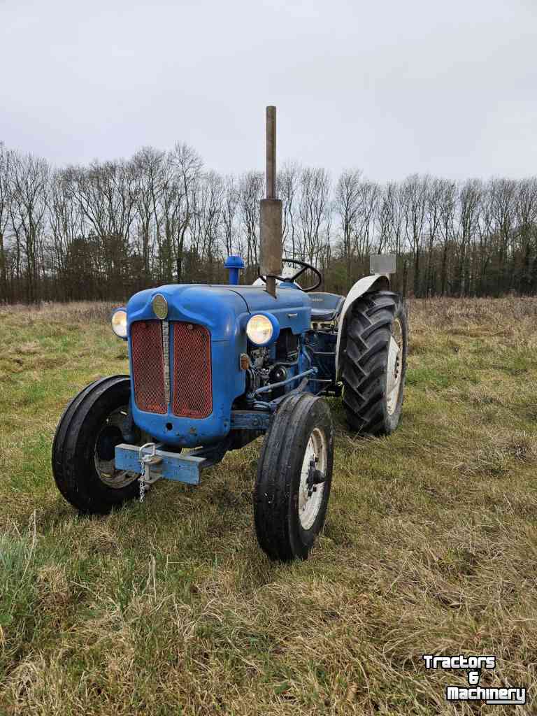 Tracteurs Fordson Dexta Smalspoor