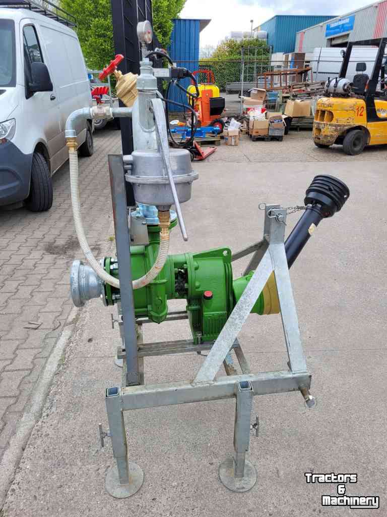 Pompe d‘irrigation Rovatti Aftakaspomp Rovatti T3k80-2e op bok