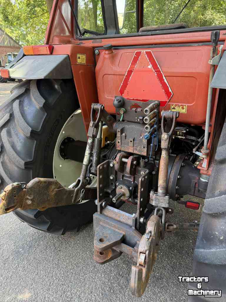 Tracteur New Holland 110-90