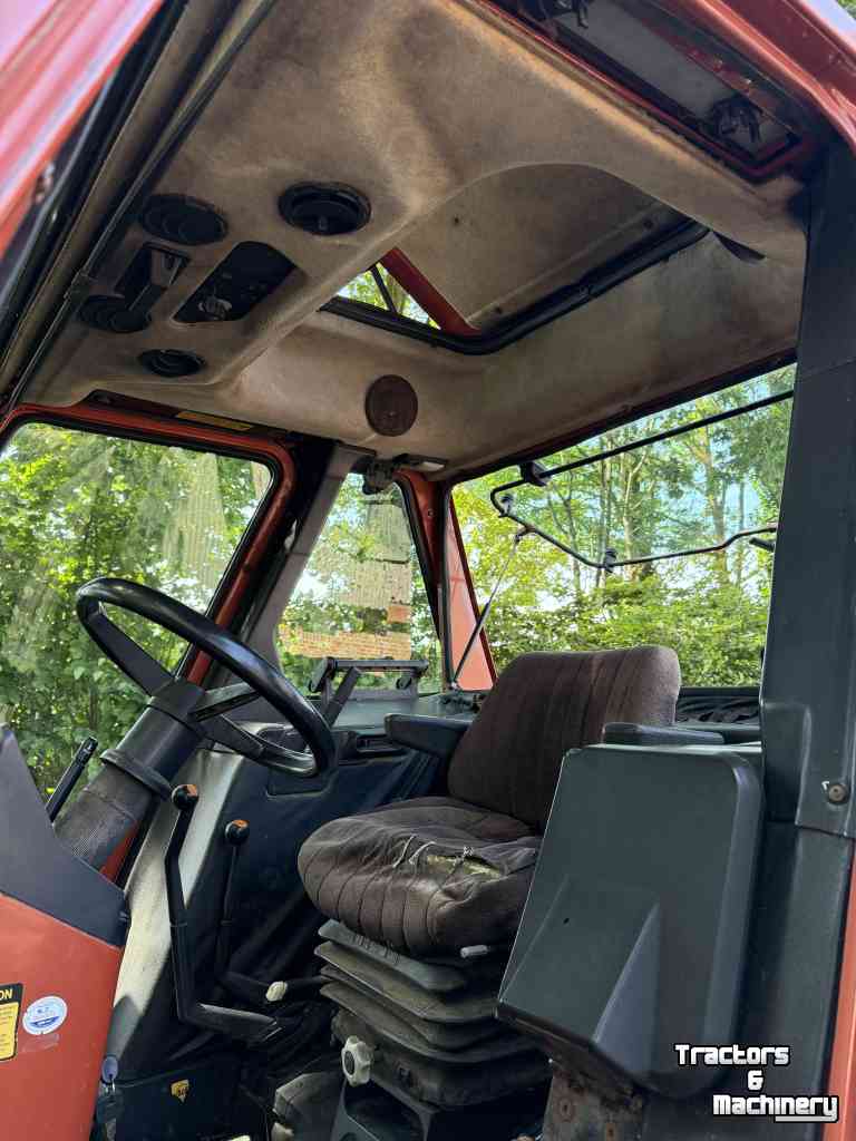 Tracteur New Holland 110-90