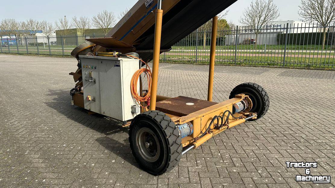 Elevateur répartiteur télescopique Breston HV14-80 Hallenvuller