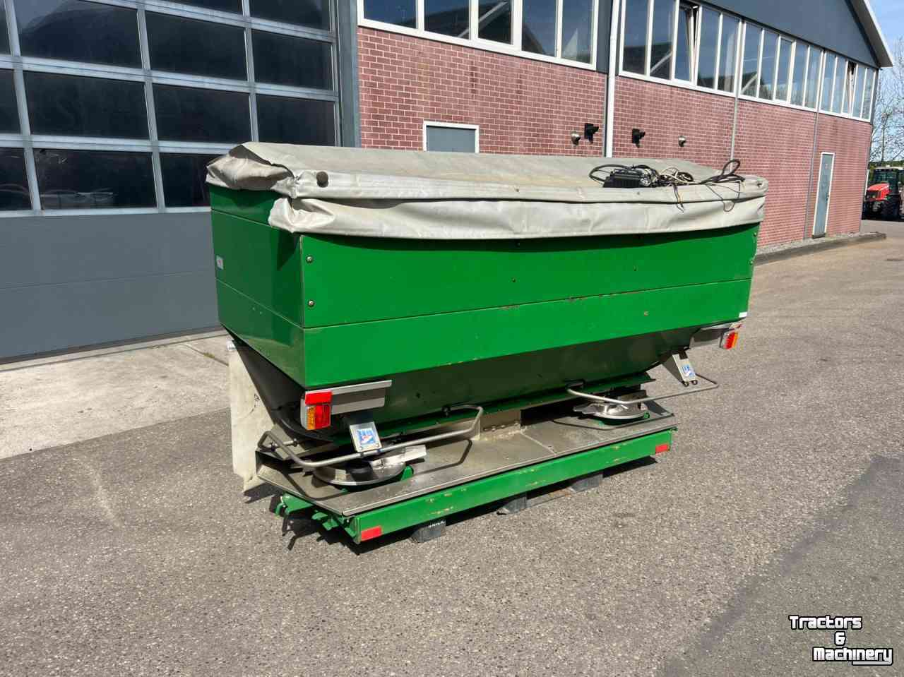 Distributeur d‘engrais Rauch AXERA H/EMC