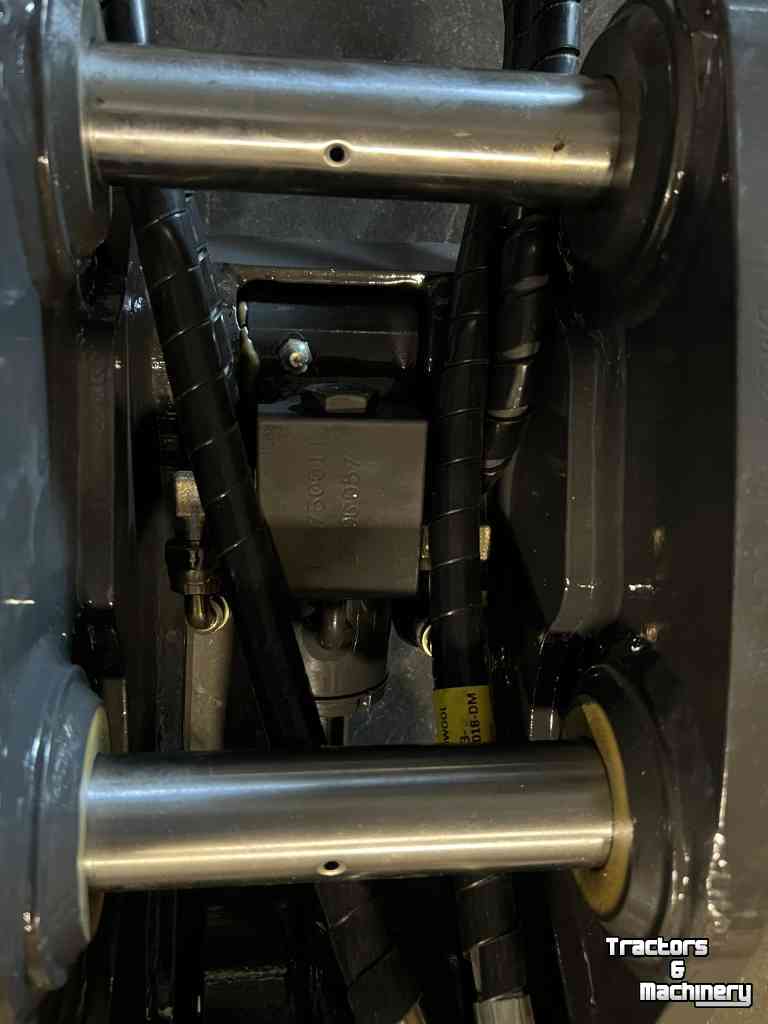 Mini pelleteuse Case Case CX30 New Holland E30C  Snelwissel -DAEMO DMQ27 parts nr:31MK-90010CG