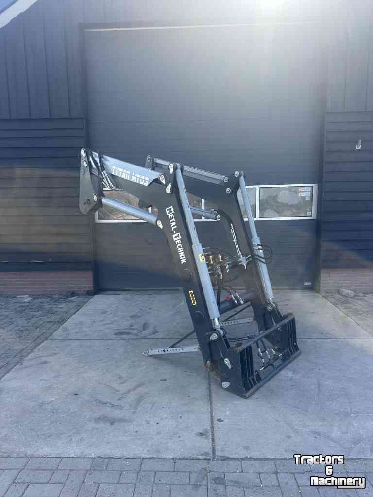 Chargeur frontal  Metal -technik Voorlader met john Deere aanbouw delen