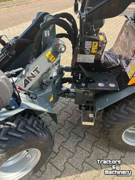 Chargeuse sur pneus Giant G1500L X-tra