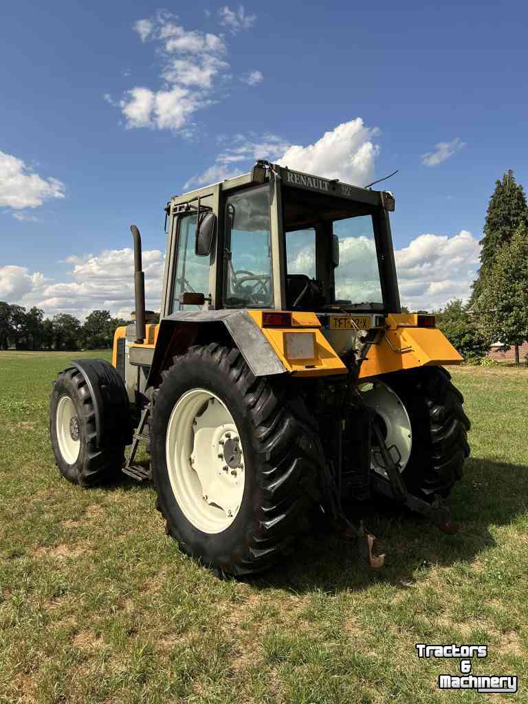 Tracteur Renault 110-54 TZ