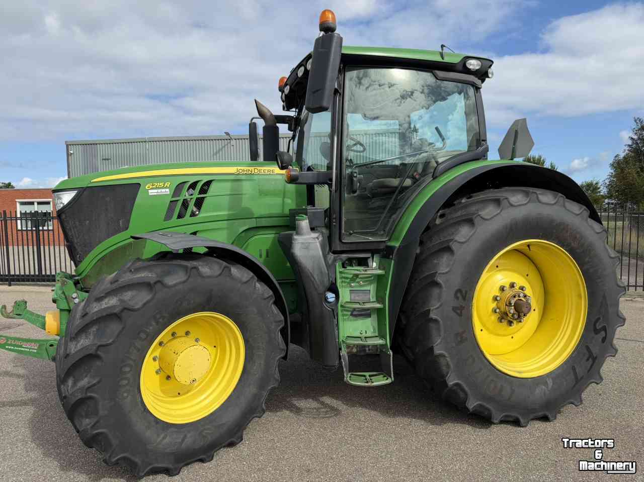 Tracteur John Deere 6215R