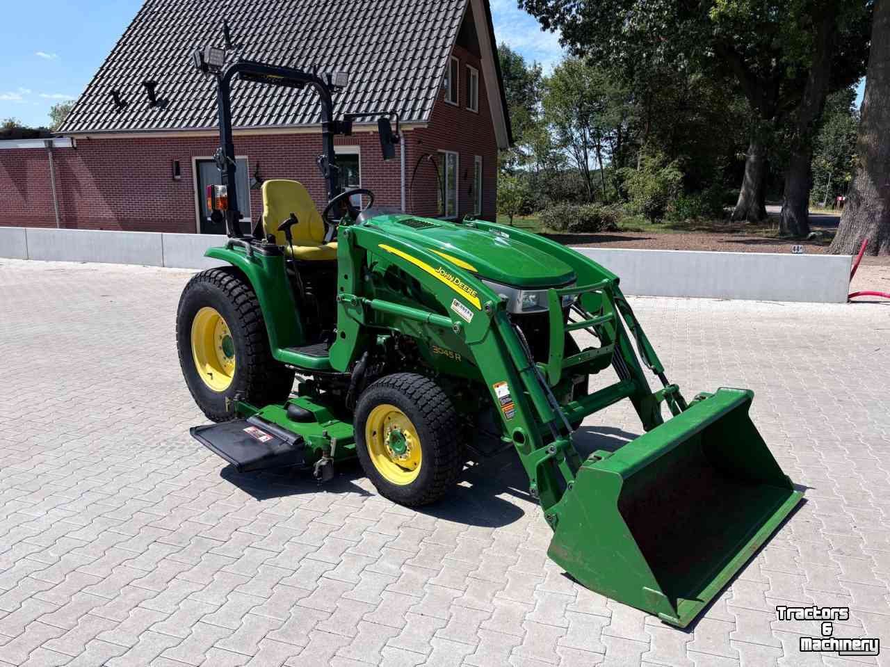 Tracteur pour horticulture John Deere 3045R