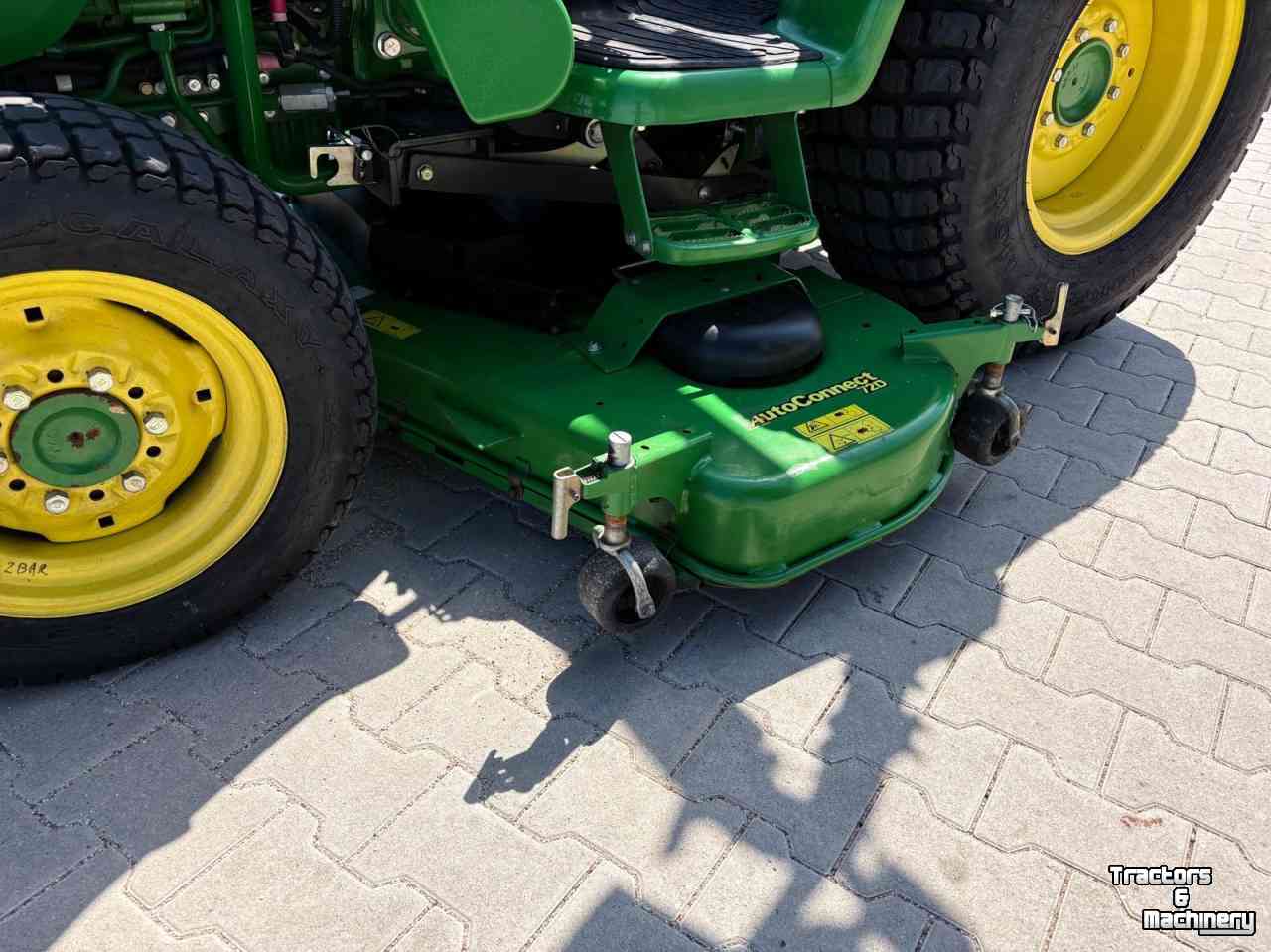 Tracteur pour horticulture John Deere 3045R