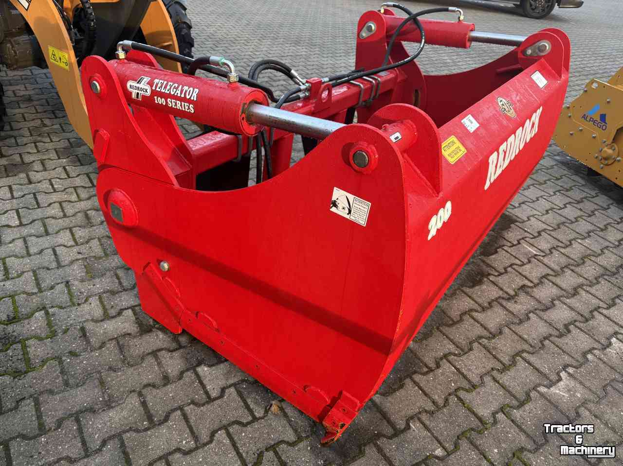 Coupe-blocs d'ensilage Redrock Alligator 200/100