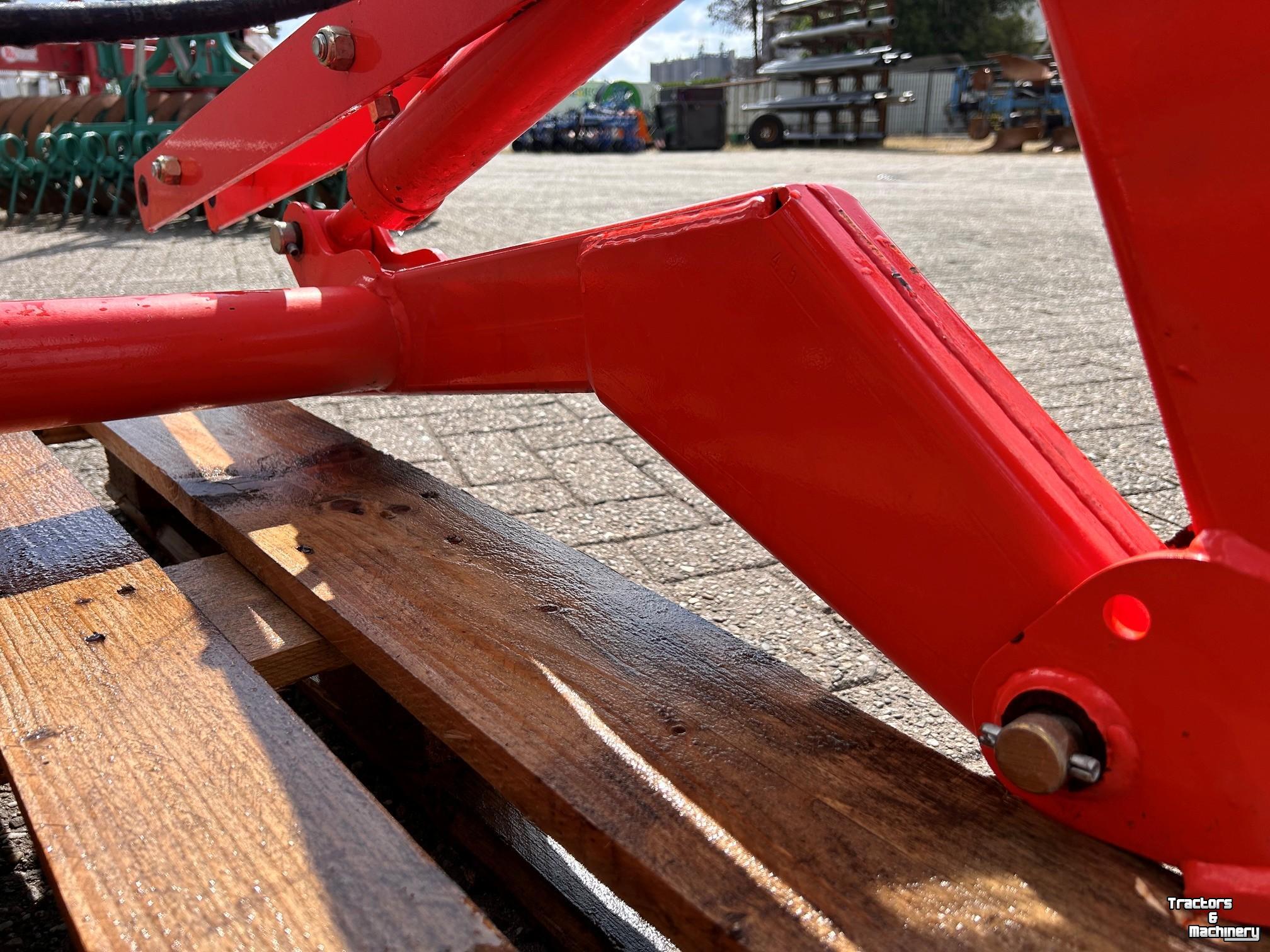 Herse rotative Kuhn hefbok rotorkopeg