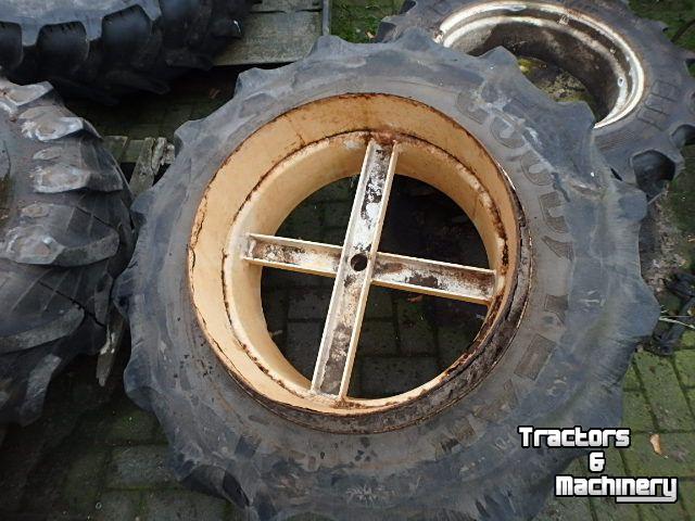 Roues, Pneus, Jantes, Barillets Jumelage  12,4 24