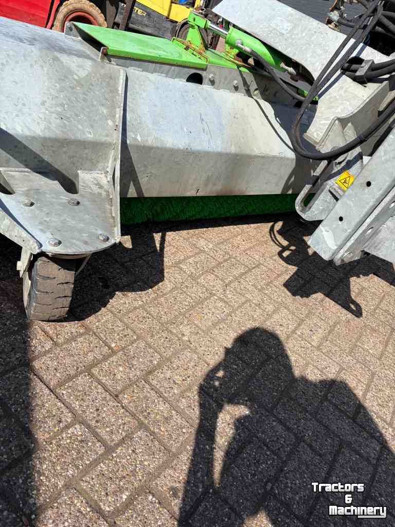 Balayeur Zocon VM-240