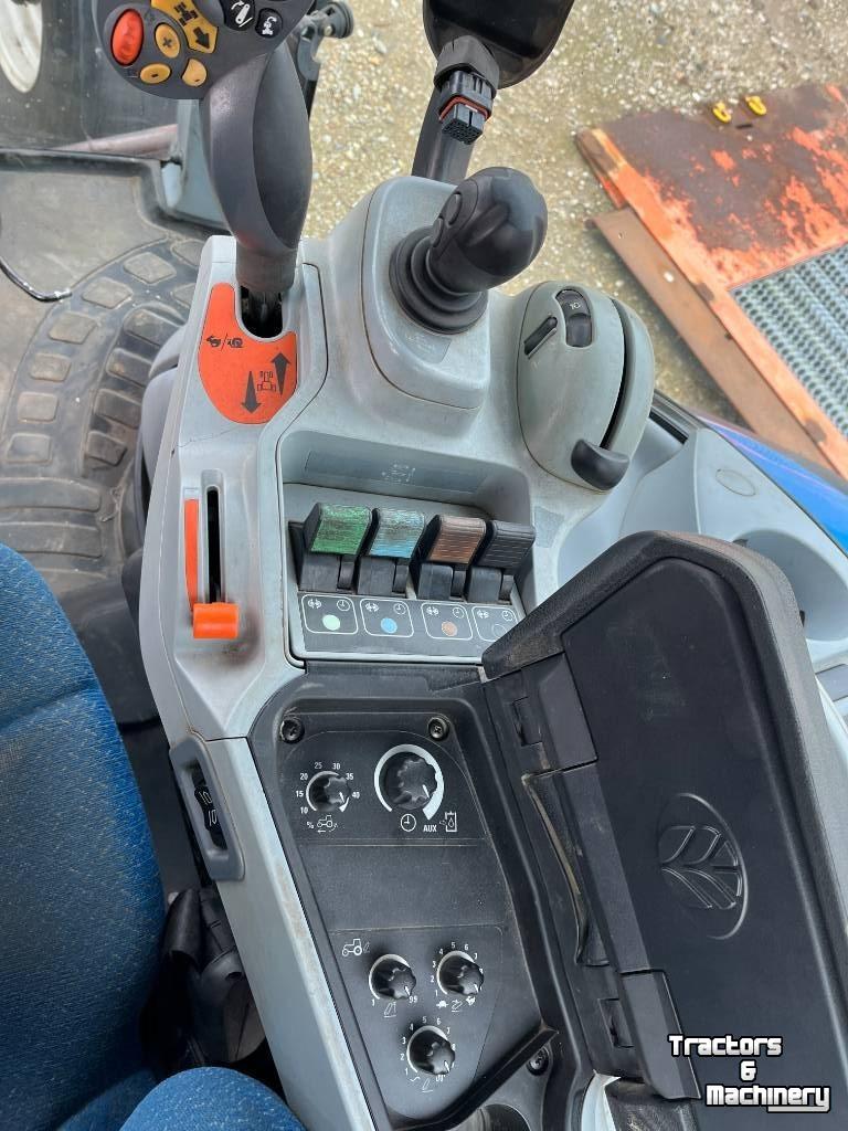 Tracteur New Holland T 7050 AC