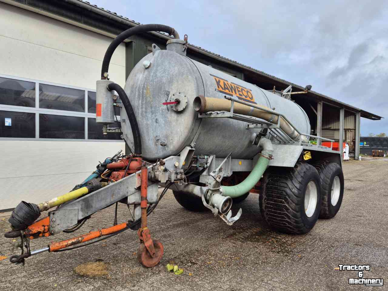 Tonneau de lisier Kaweco Mesttank watertank 7000ltr gedwongen gestuurd