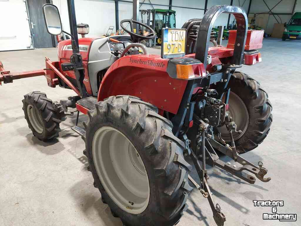 Tracteur Massey Ferguson 1540