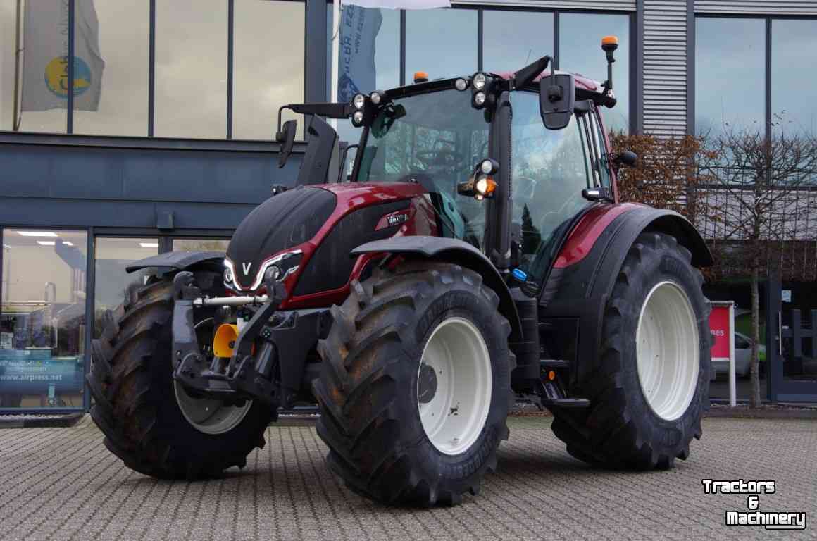 Tracteurs Valtra N155 ED