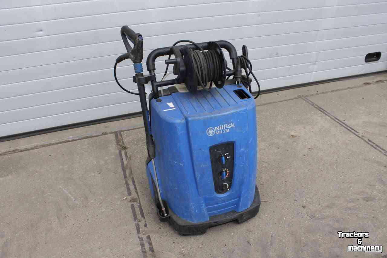 Nettoyeur à haute pression Chaud/Froid Nilfisk MH 2M heetwater hogedrukreiniger stoomcleaner