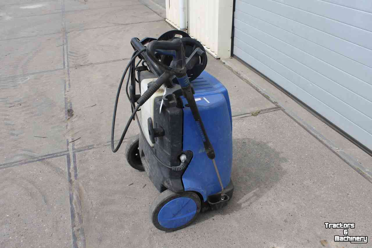 Nettoyeur à haute pression Chaud/Froid Nilfisk MH 2M heetwater hogedrukreiniger stoomcleaner