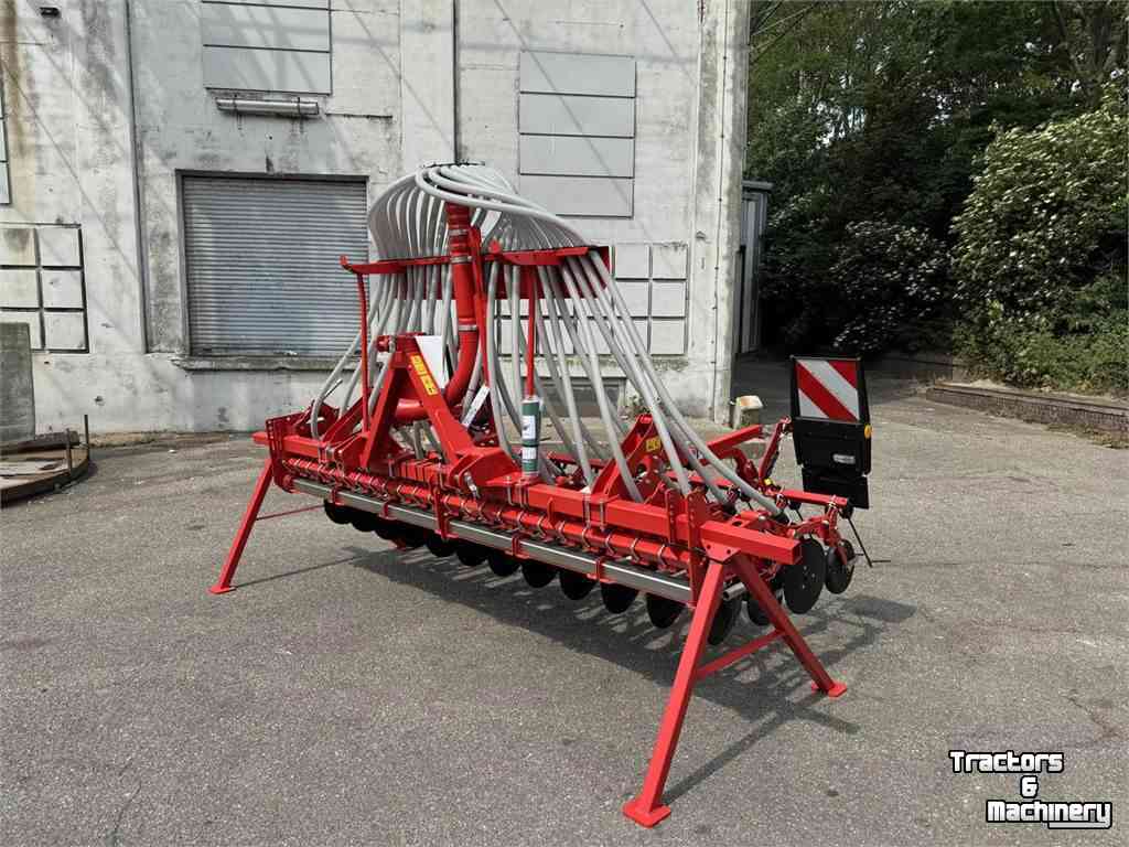Semoir Kverneland CB 3000 Kouterbalk / Zaaimachine