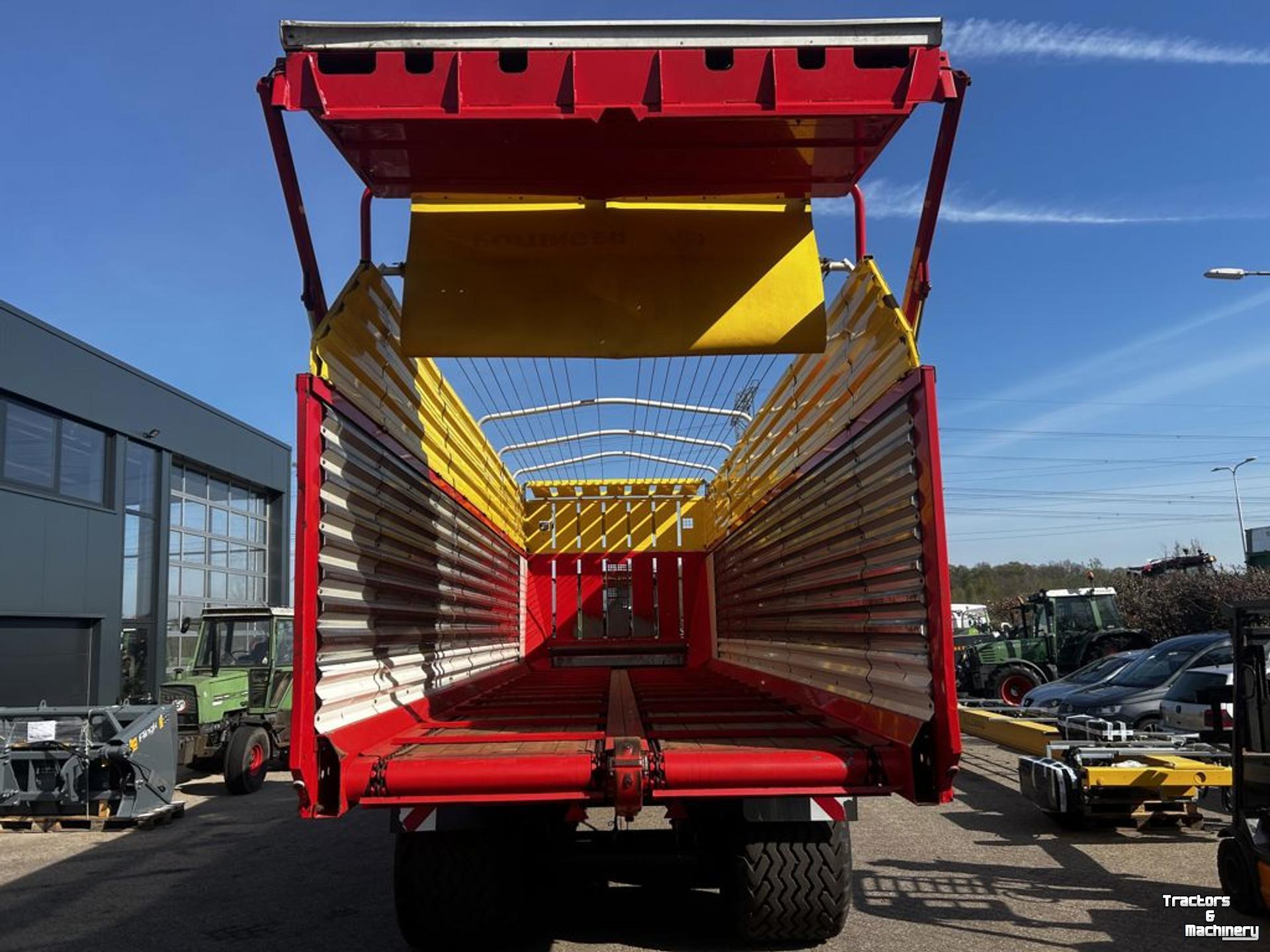 Autochargeuse Pottinger 8010L