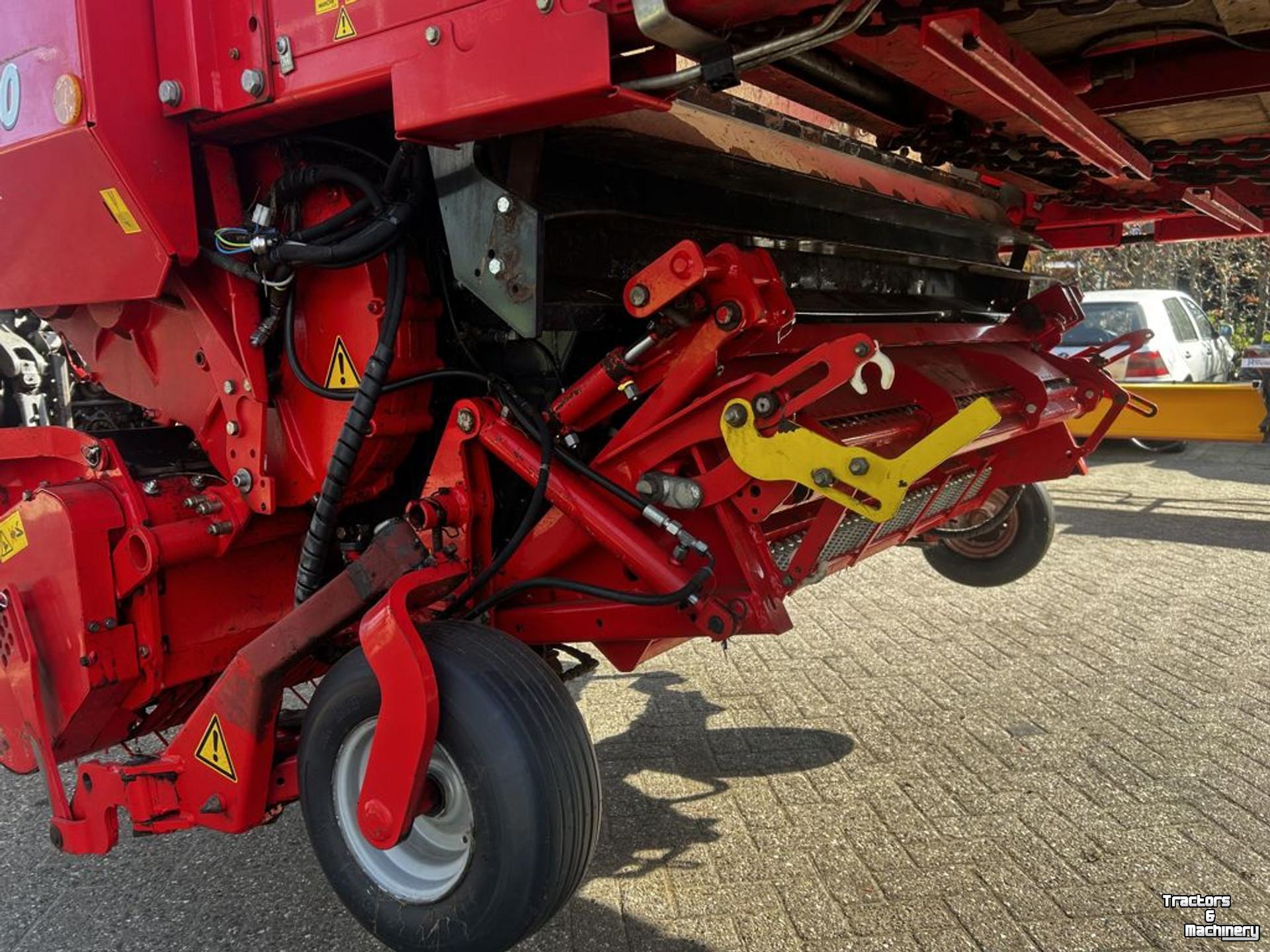 Autochargeuse Pottinger 8010L