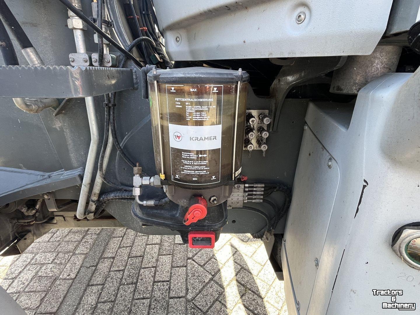 Chargeuse sur pneus Kramer KL55.8T