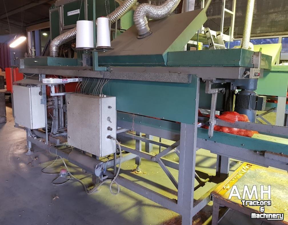 Autres matériel de convoyage et accessoires Pro-Pak BSM-1 rolverpakker links onbekend / unknown rolverpakker roll stock bagger raschelsack verpackung netzmaschine