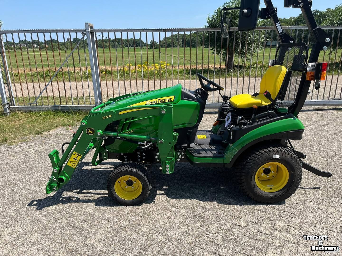 Tracteur pour vignes et vergers John Deere 1026R