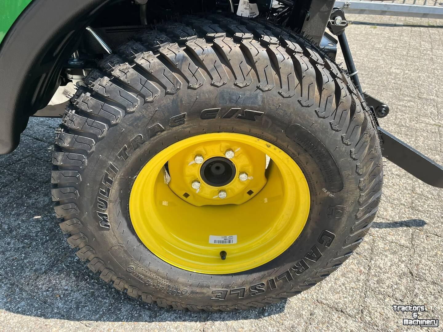 Tracteur pour vignes et vergers John Deere 1026R