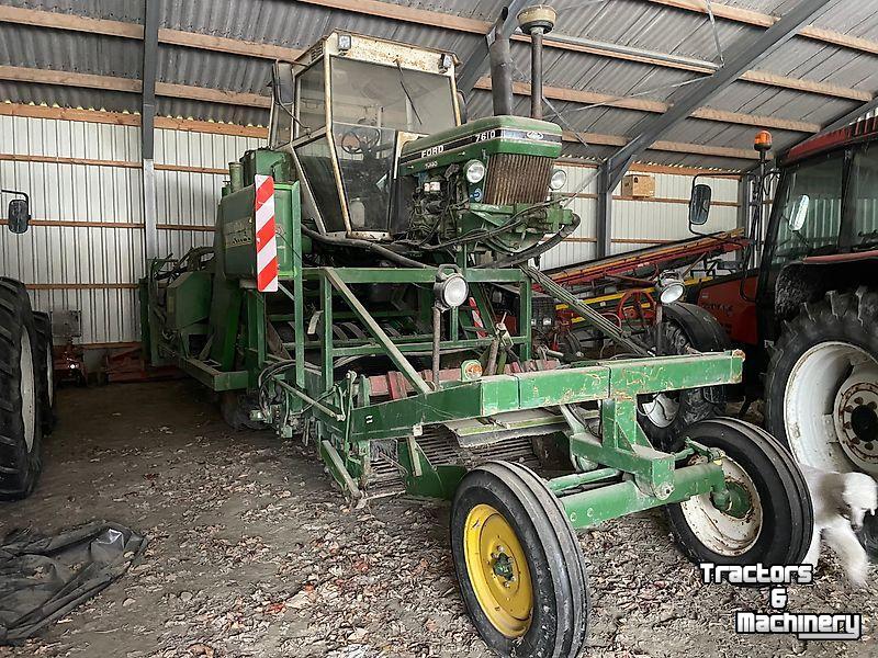 Arracheuse de pommes de terre Krakei Krakei rooier met ford 7610