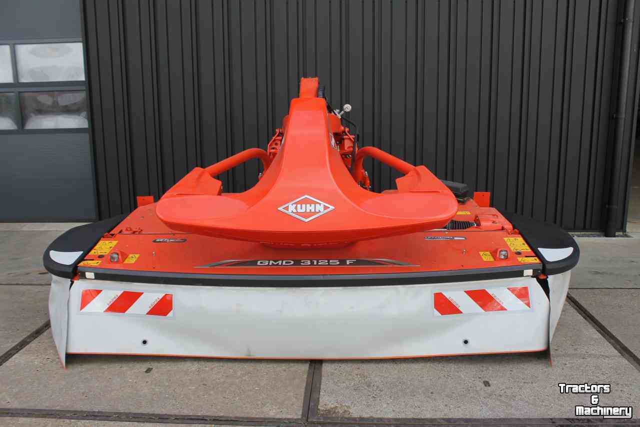 Faucheuse Kuhn GMD3125F-FF front schijvenmaaier frontmaaier snelwissel op de messen