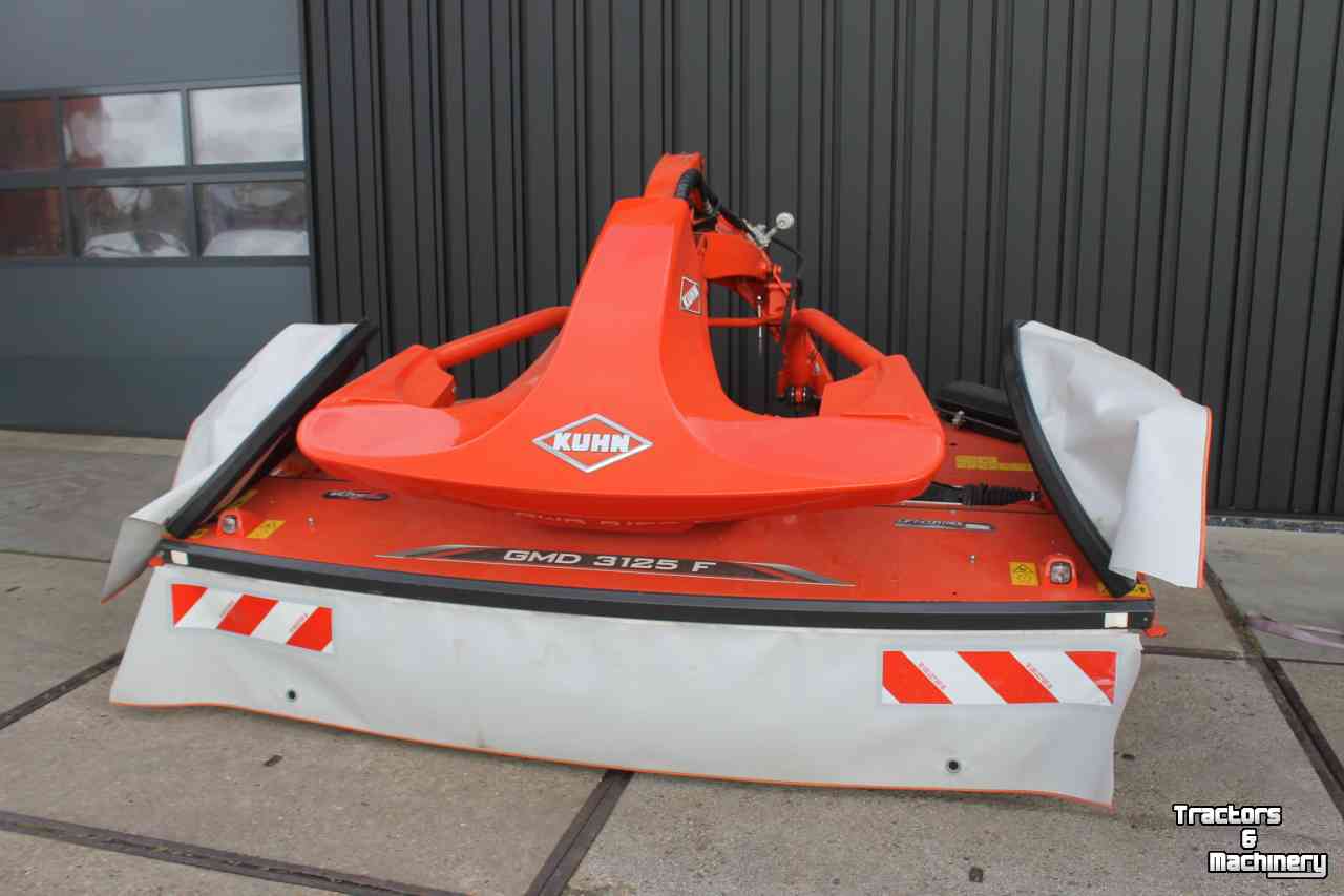 Faucheuse Kuhn GMD3125F-FF front schijvenmaaier frontmaaier snelwissel op de messen