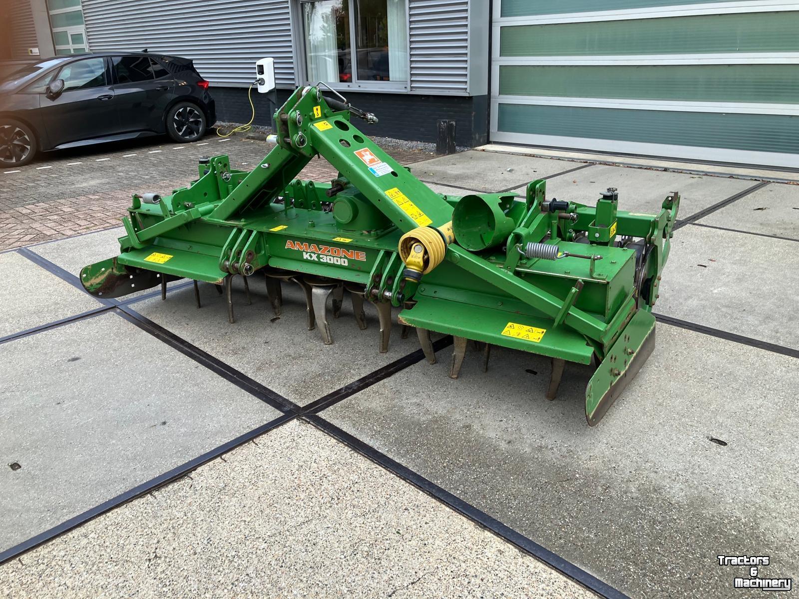Herse rotative Amazone KX 3000