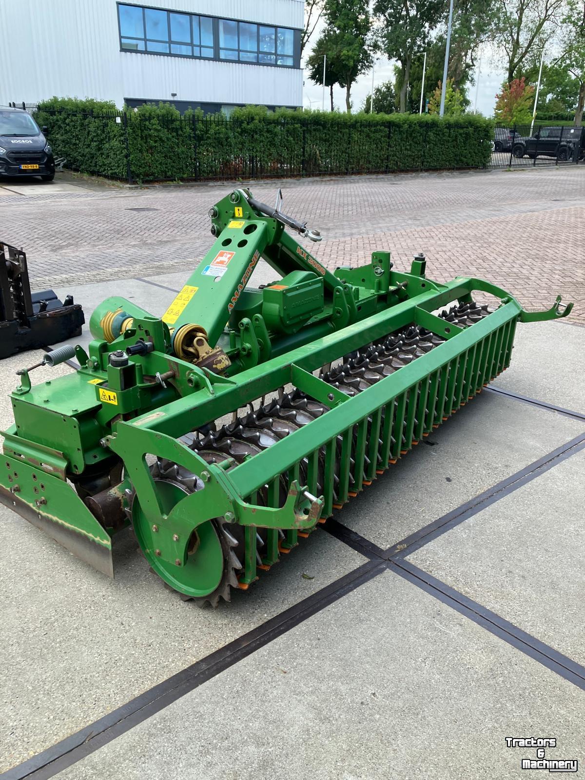 Herse rotative Amazone KX 3000